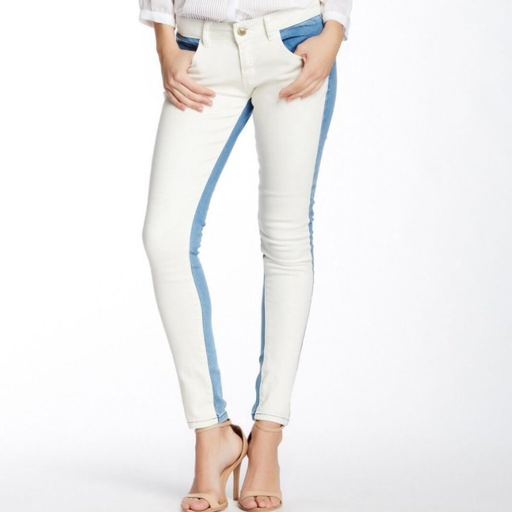 Romeo & Juliet Couture NEW Jeans Women's 27 White Blue Combo